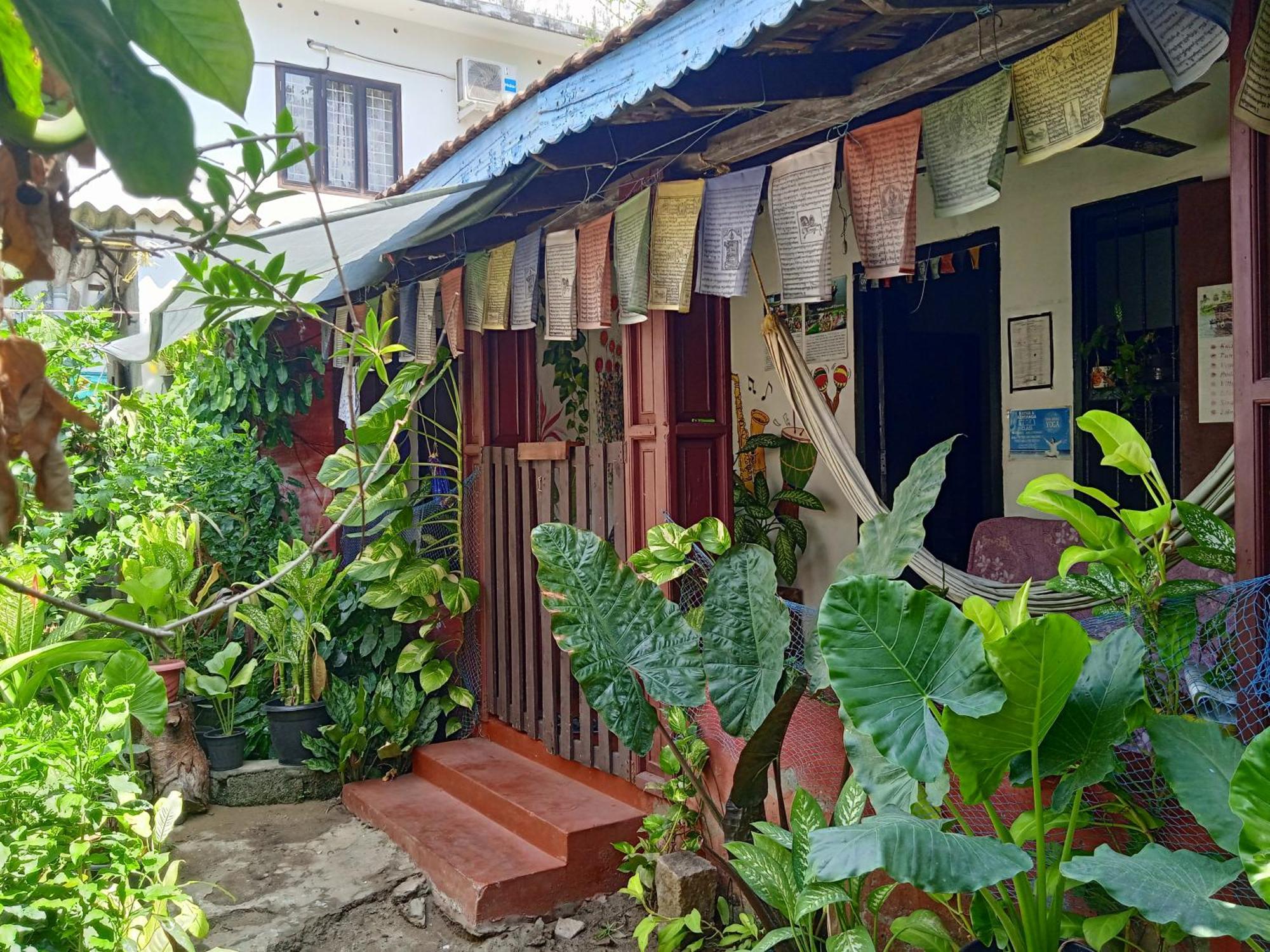 The Blues Hotel Alappuzha Exterior photo